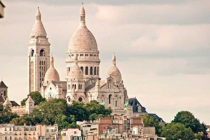 Montmartre Walking Tour Cultural Charm and Tasty Treats - Key Points / Takeaways