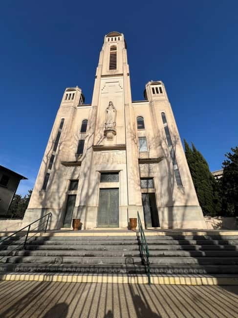 Montpellier: Guided Tour of Unusual Places by Electric Bike - The Itinerary in Depth