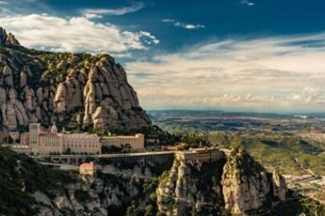 Montserrat and winery private daytrip from Barcelona - Key points / Takeaways