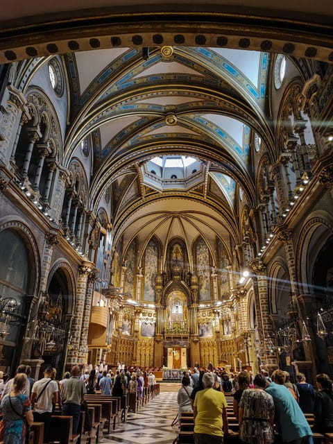 MONTSERRAT: TOUR IN ROMANIAN LANGUAGE - Practical Details, Pricing, and Who Will Love This Tour