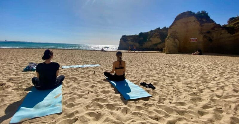 Morning Beach Yoga in Portimão by el Sol Lifestyle - FAQs about Morning Beach Yoga in Portimão
