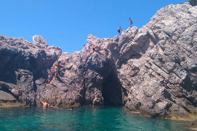 Morning Blue Cave Sea Safari - Included in the Tour