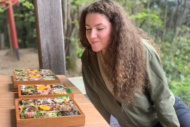 Morning Hiking Tour: Mt. Futaba & Hiroshimas History - Key Points