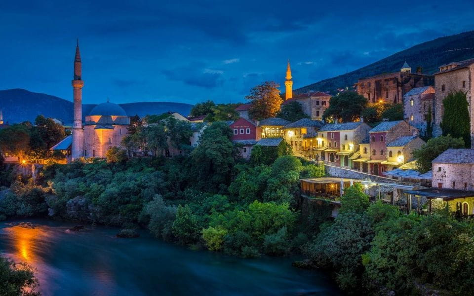 Mostar and Kravice Waterfalls Tour From Dubrovnik - Key Points