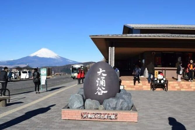 Mount Fuji and Hakone Day Trip With English Professional Guide - Exploring Mount Fuji