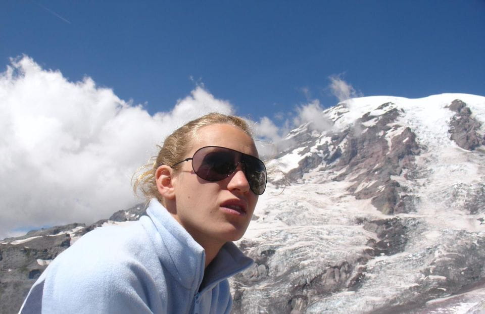 Mount Rainier National Park:Nature, Waterfalls,and Wildlife - Reflections Lake in Alaska