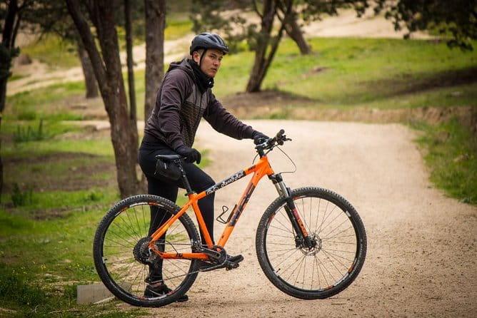 Mountain bike RENTAL one day (24 hours) all extras included. - Key points / Takeaways