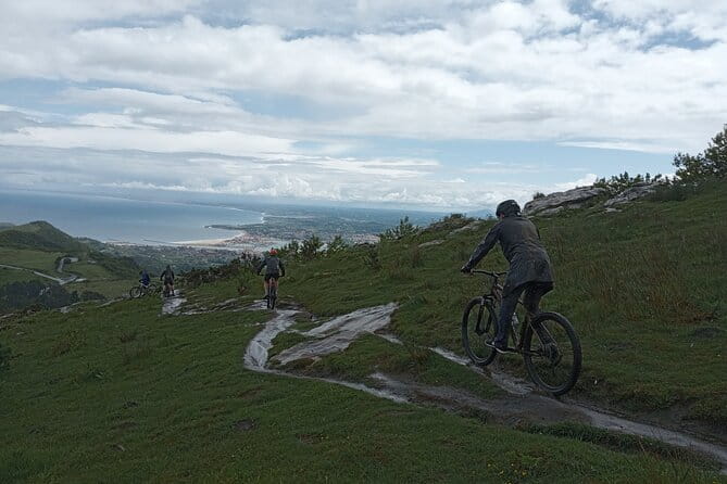 Mountain Bike Small Group Tour in San Sebastian - Riding Across Mount Ulia and Coastal Trails
