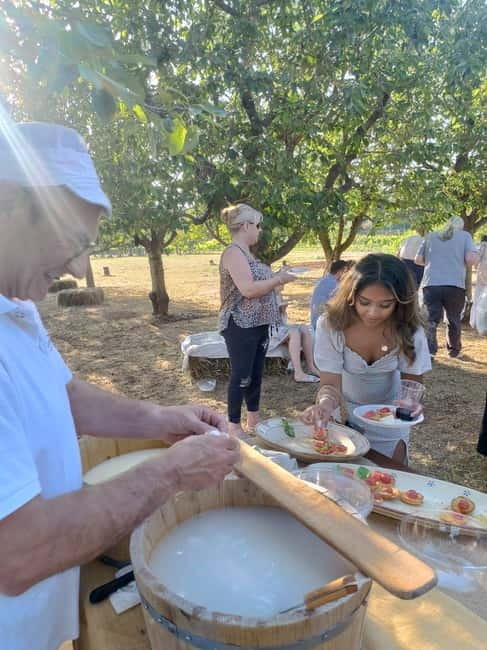 Mozzarella making class with Apulian music and dance - A Taste of Apulia: Mozzarella Making with Music and Wine