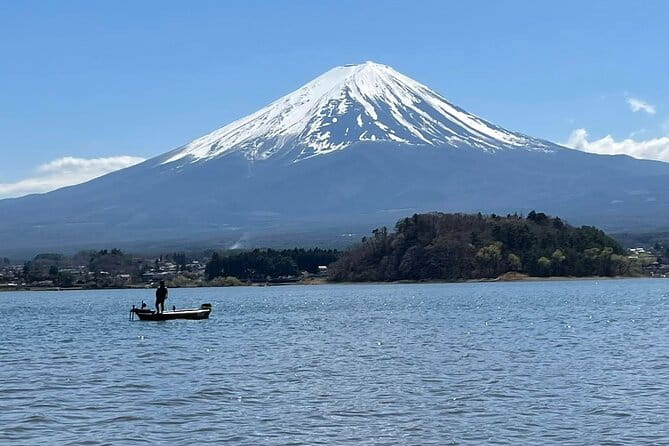 Mt Fuji and Lake Kawaguchi Day Trip With English Speaking Driver - Key Points