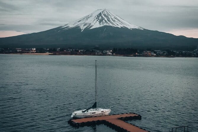 Mt. Fuji and Lake Kawaguchi Day Trip With Private Car - Tour Customization Opportunities