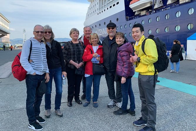 Mt.Fuji Area Tour From Shimizu Port / Van Taxi - Taking in Mount Fujis Influence