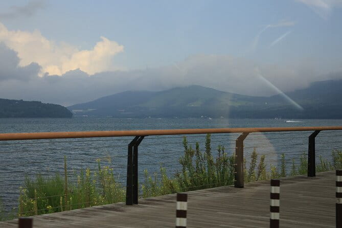 Mt. Fuji Luxury Getaway and Hakone Adventure by Private Car - Exploring the Scenic Hakone Region