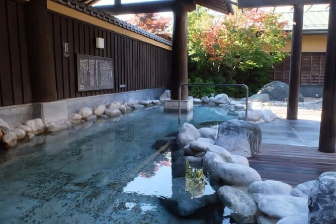Mt. Fuji to Lake Kawaguchi, Lake Yamanaka and Onsen Day Tour - Relax at the Onsen Hot Springs