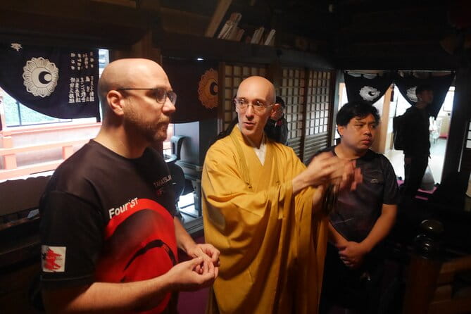 Mt. Inunaki Trekking and Goma Prayer Experience in Osaka - Inclusions