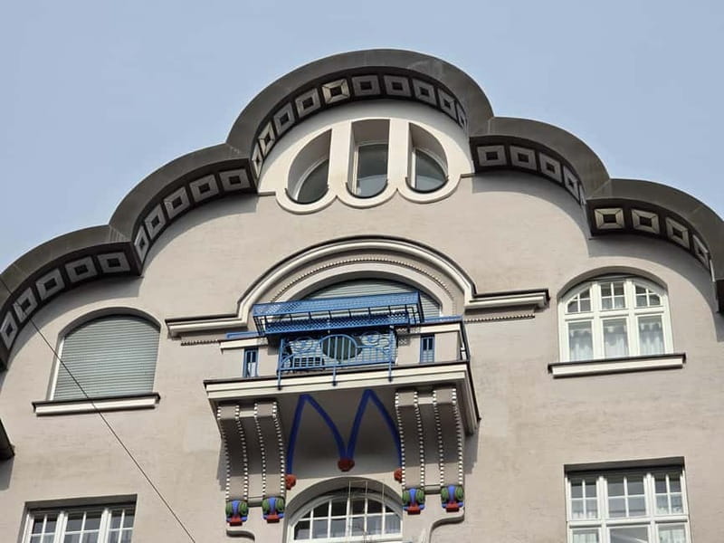 Munich: Art Nouveau Walking Tour with an Architect - The Final Stretch and End Point