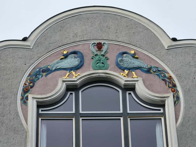 Munich: Art Nouveau Walking Tour with an Architect - Price and Value
