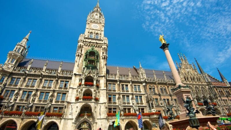Munich: Bike Tour 3-Hour Guided City Tour - Key points / Takeaways