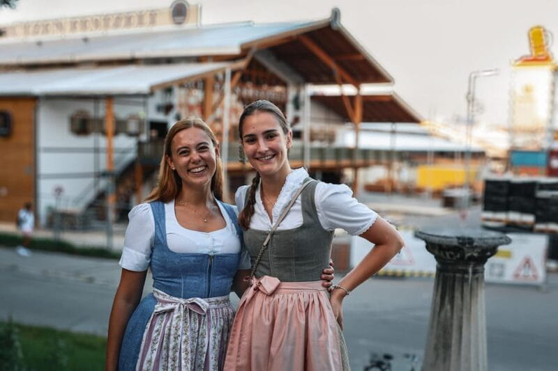 Munich: Guided Oktoberfest Experience with Beer and Lunch - An in-depth look at the Munich Oktoberfest Guided Experience