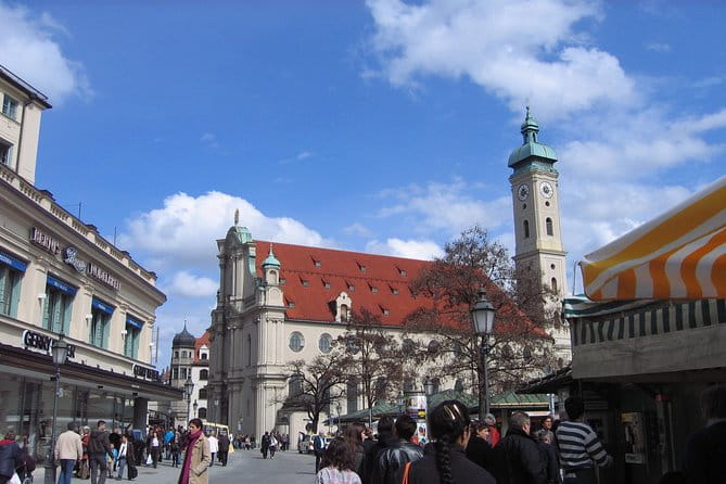 Munich Highlights 3-Hour Private Walking Tour - Exploring Munich’s Landmarks: What to Expect