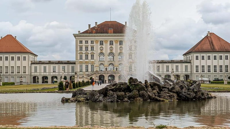 Munich: Nymphenburg Palace Guided Tour with an Architect - Key points / Takeaways