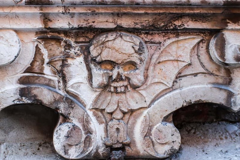 Munich: Raven Black Witches and Executioners Walking Tour - Exploring Munichs Dark Sites