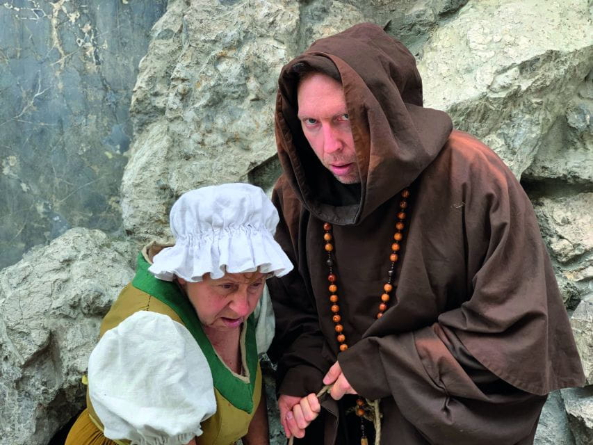 Munich: Scary Tour With Actors in ENGLISH - Key Points