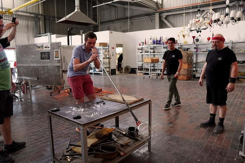 Murano Art: Murano glass workshop - Language and Instruction