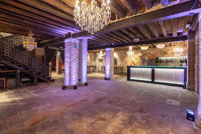 Murano Glass Blowing Demonstration-The Glass Cathedral - Additional Details