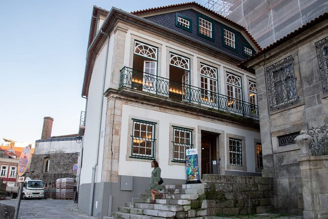 Museu do Vitral Entry Ticket with Wine Tasting - FAQ