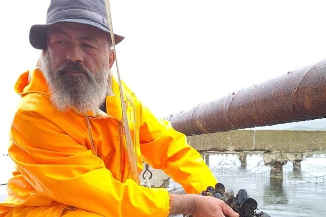 Mussel Sailing Tour with Food and Drink Tasting in Albania - Authenticity & Guides