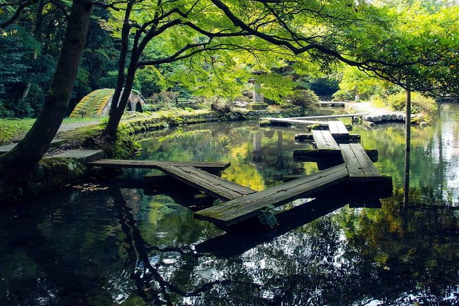 Must See Kanazawa With A Local: Private & Personalized - Experiencing Kanazawas Cultural Heritage