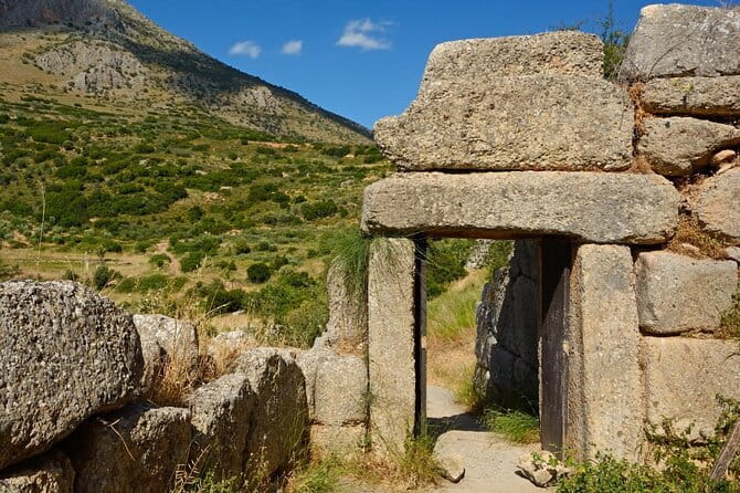 Mycenae Half-Day Private Tour from Athens - Exploring the Iconic Tomb of Agamemnon and the Lion Gate