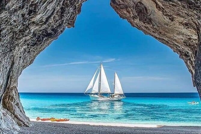 Mykonos Coastal Delights: A Cruise Passenger's Dream Day - Discovering the Heart of Mykonos