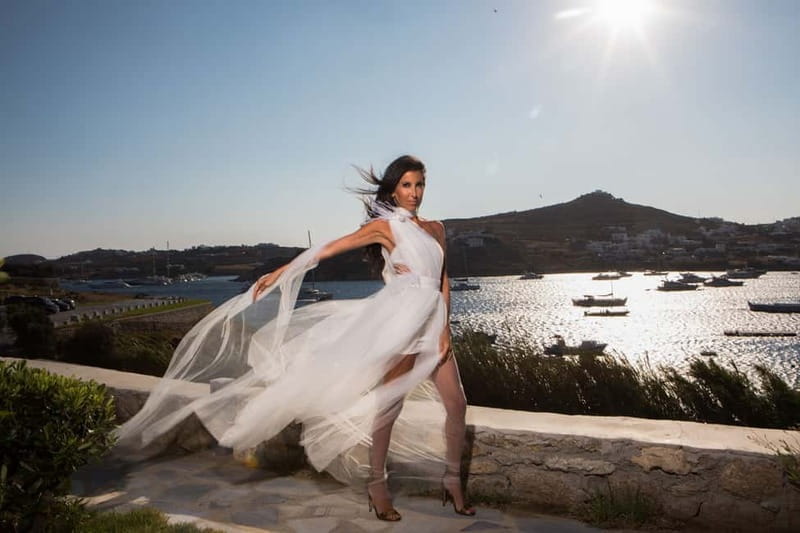 Mykonos: Fashion style Photoshoot and photography lessons - Who Should Book This?