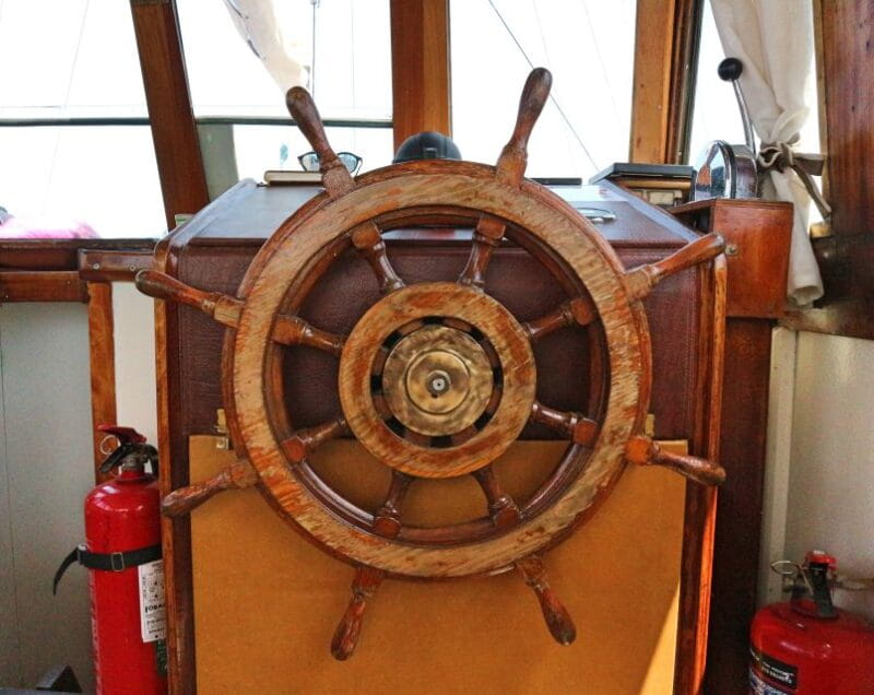 Mykonos: South Beaches Cruise - Sailing along the southern coast of Mykonos: what you’ll see and do