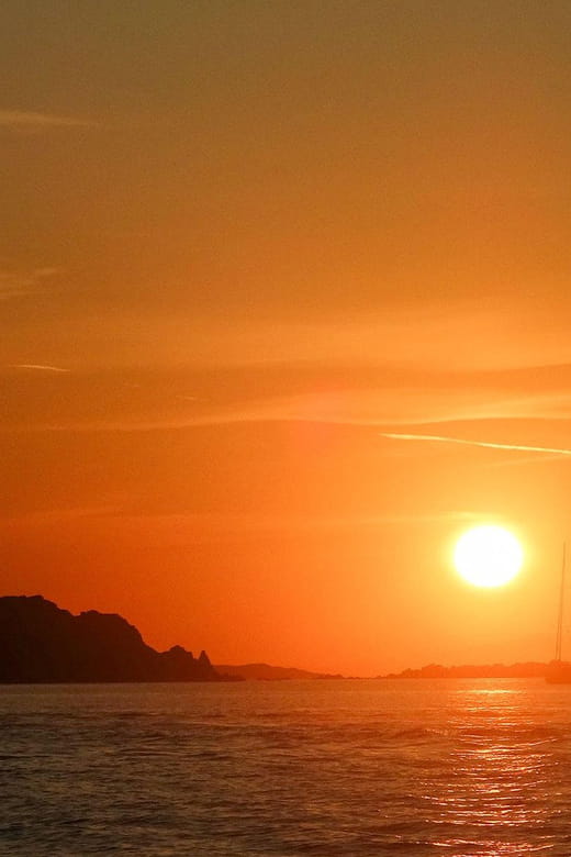 Mykonos Sunset Catamaran cruise with Transfer - Key points / Takeaways