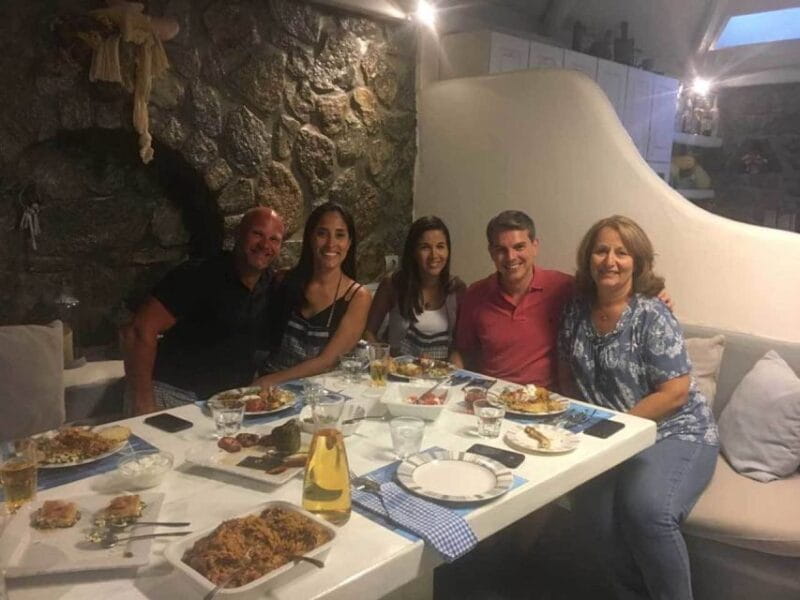 Mykonos: Traditional Lunch or Dinner at the Mykonian Spiti - Key points / Takeaways