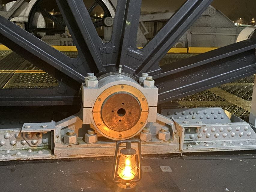 Mystic: Guided Ghost Tour of Downtown Mystic at Night - Historical Focus