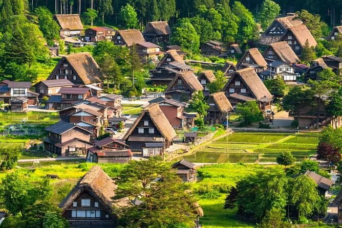 Nagoya to Hida Takayama, Shirakawa-go Gassho Village Day Tour - Key Points