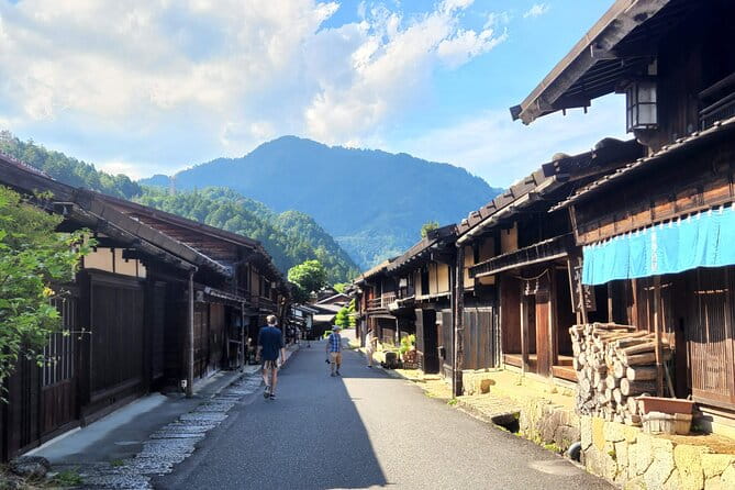 Nakasendo Post Town Trekking and Izakaya Hopping Tour - Understanding Meeting and End Points
