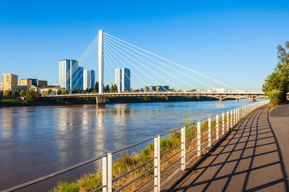 Nantes: Express Walk With a Local in 60 Minutes - Highlights of the Walk