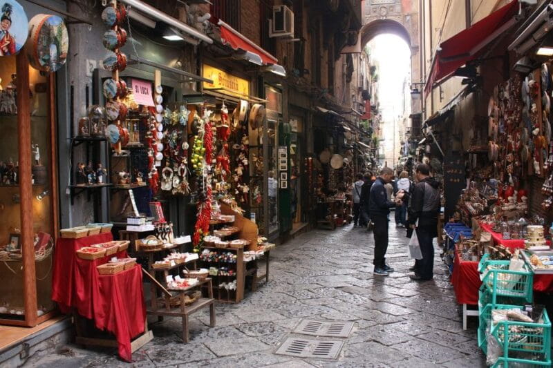 Naples: 2-Hour Walking Tour w/ Food Tasting Experience - The Sum Up