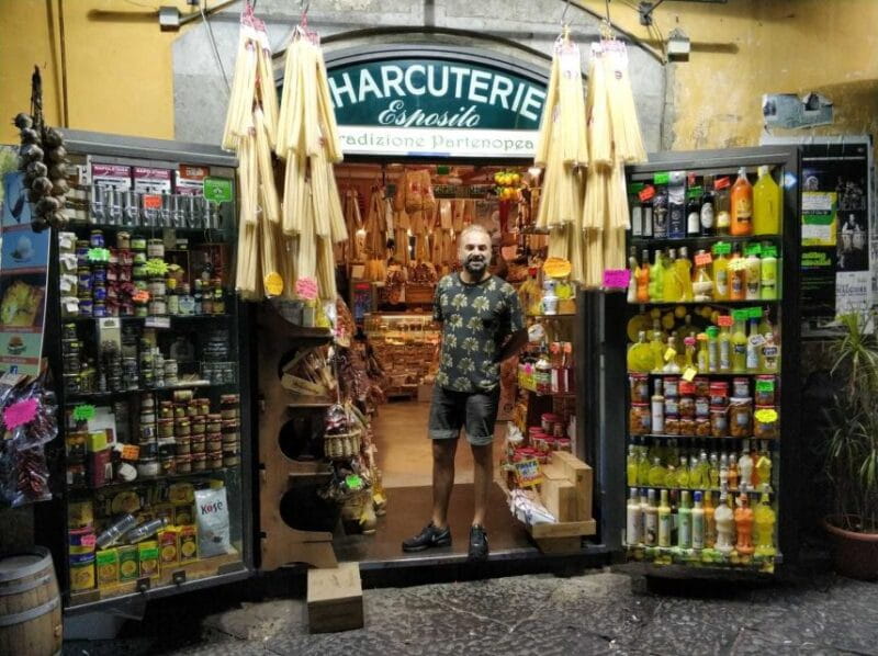 Naples: 3 Hour Food Tasting Tour - Sampling Pasta at a Renowned Naples Restaurant