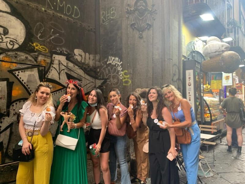 Naples: Bachelorette Party with Insolitaguida - Starting in Piazza del Gesù Nuovo: The Bride’s Makeover