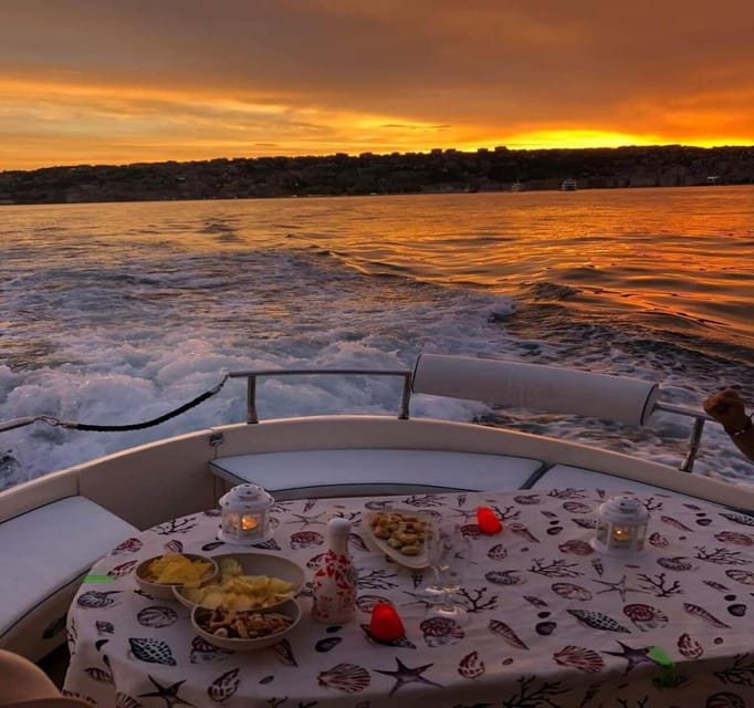 Naples: Bay of Naples Sunset Experience with Prosecco - Who Should Consider This Cruise?