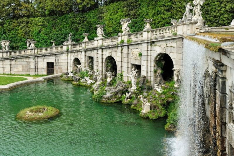 Naples: Caserta Royal Palace & Historic Center Day Trip - Discovering Caserta’s Historic Center