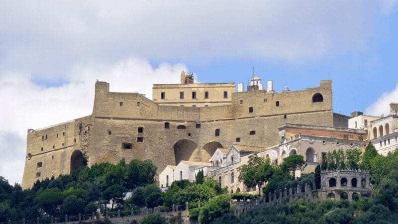 Naples: Castel Sant'Elmo Entry Ticket with Audio Guide - Walking Through the Fortress: What to Expect