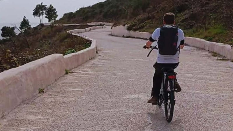 Naples: e-bike rental on Mount Vesuvius with crater access - Who Is This Tour Best For?