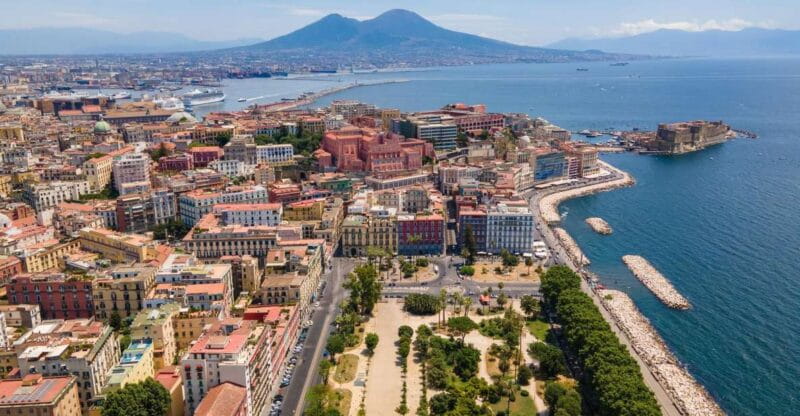 Naples: Express Walk with a Local in 60 minutes - Who Will Love This Experience?